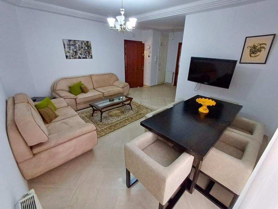 Sweet Apartment *