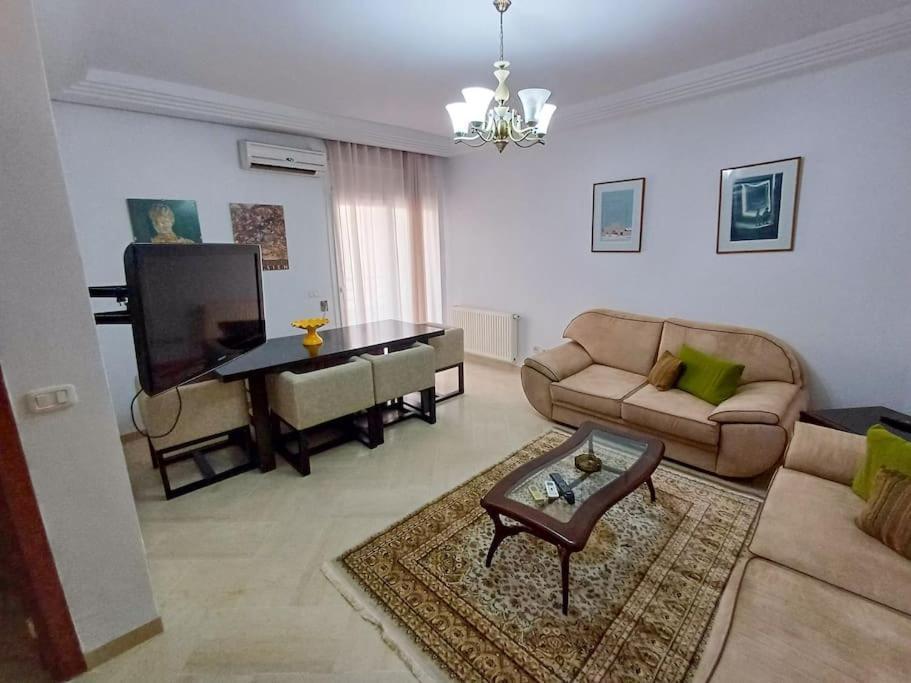 Sweet Apartment *